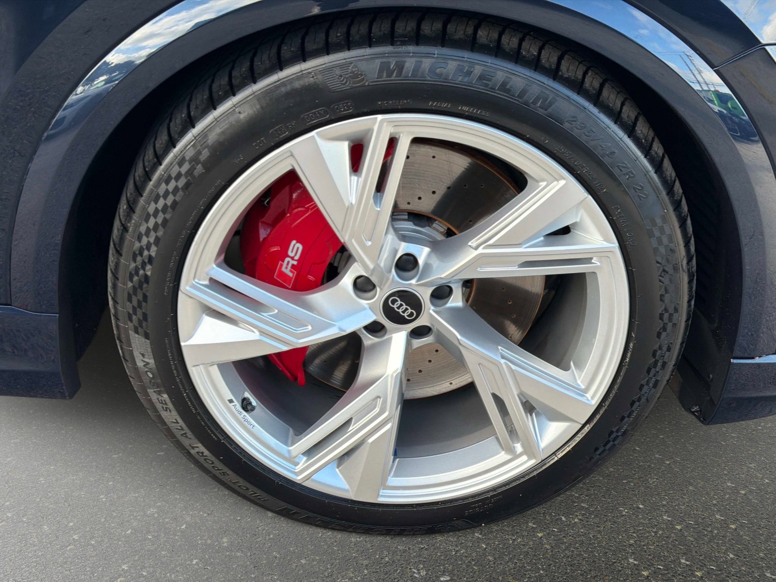 Used 2024 Audi RS Q8 image 20