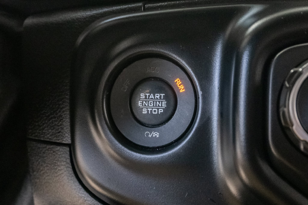 Used 2019 Jeep Wrangler Unlimited Sport S AWD/4WD image 16