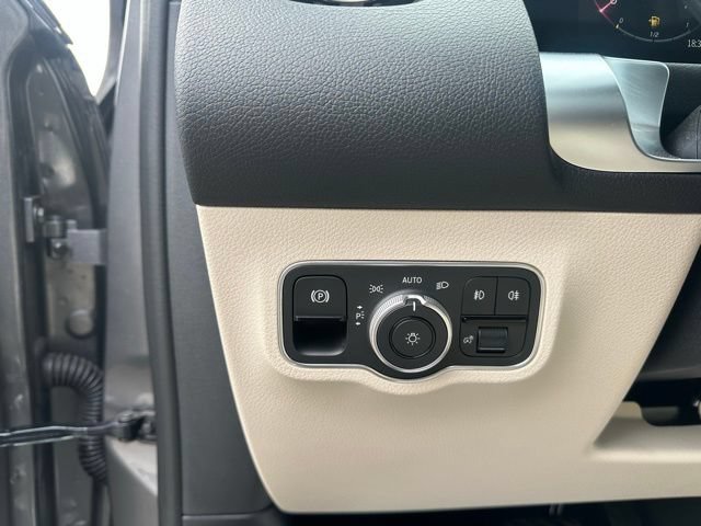 New 2026 Mercedes-Benz GLB 250 4MATIC image 15