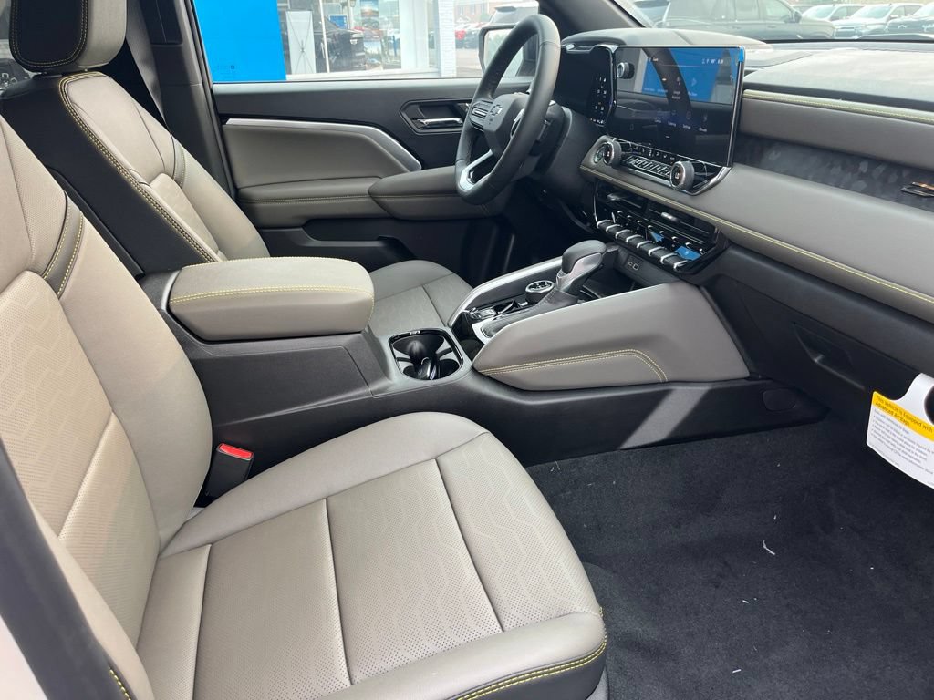 New 2026 Chevrolet Colorado ZR2 w/ Midnight Edition AWD/4WD image 29