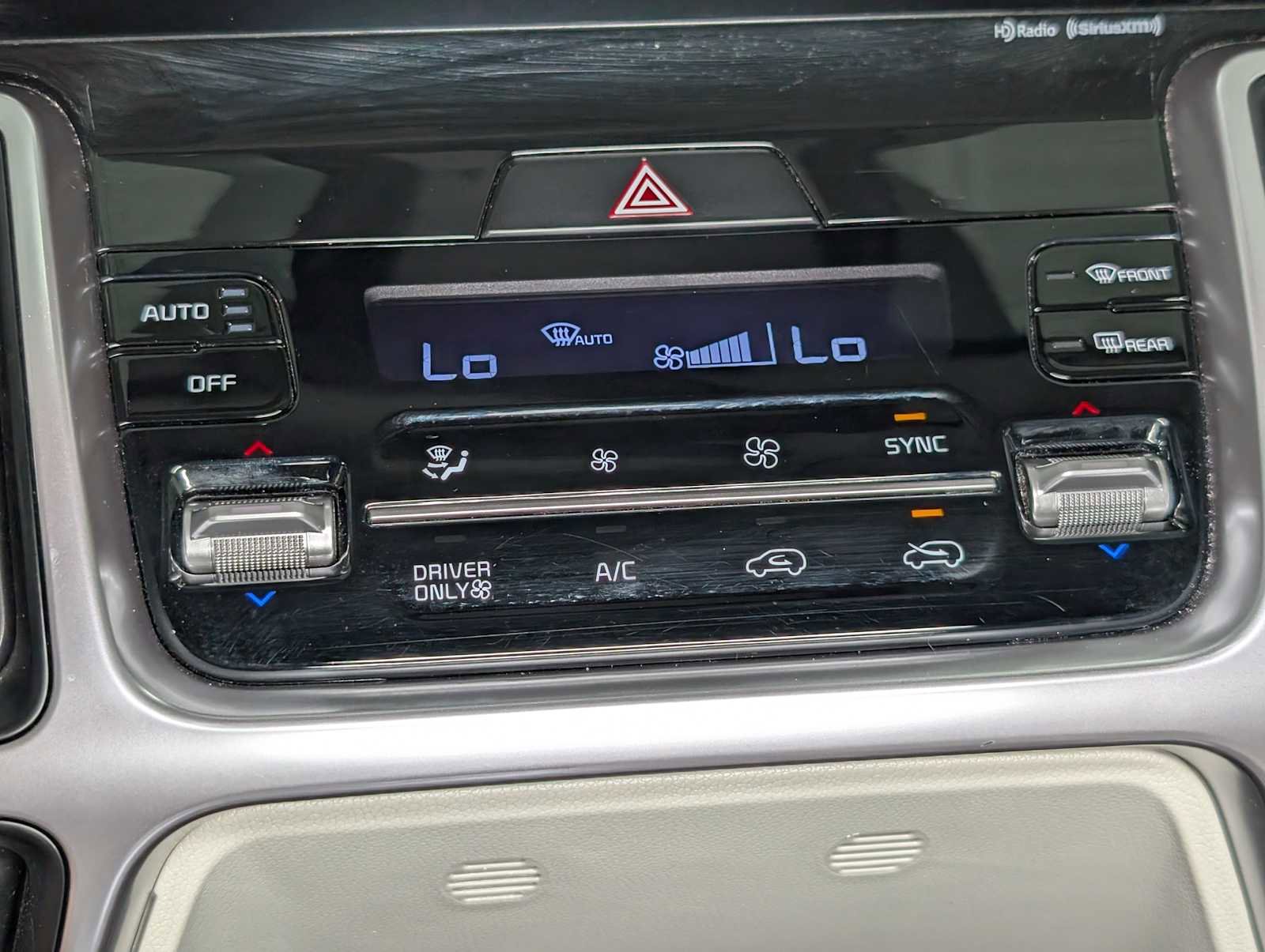 Certified 2023 Kia Sorento EX image 33