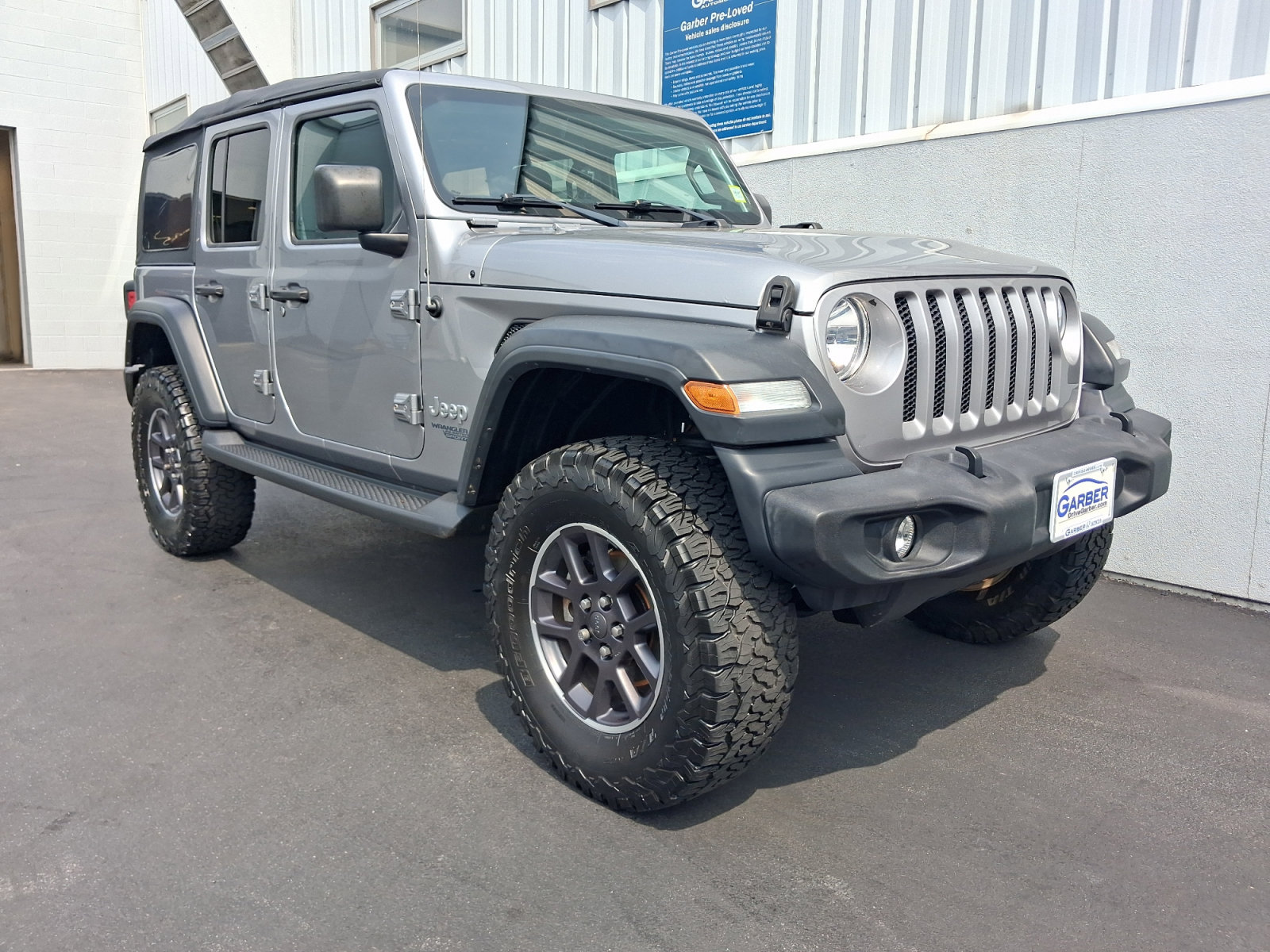 Used 2018 Jeep Wrangler Unlimited Sport S AWD/4WD image 7