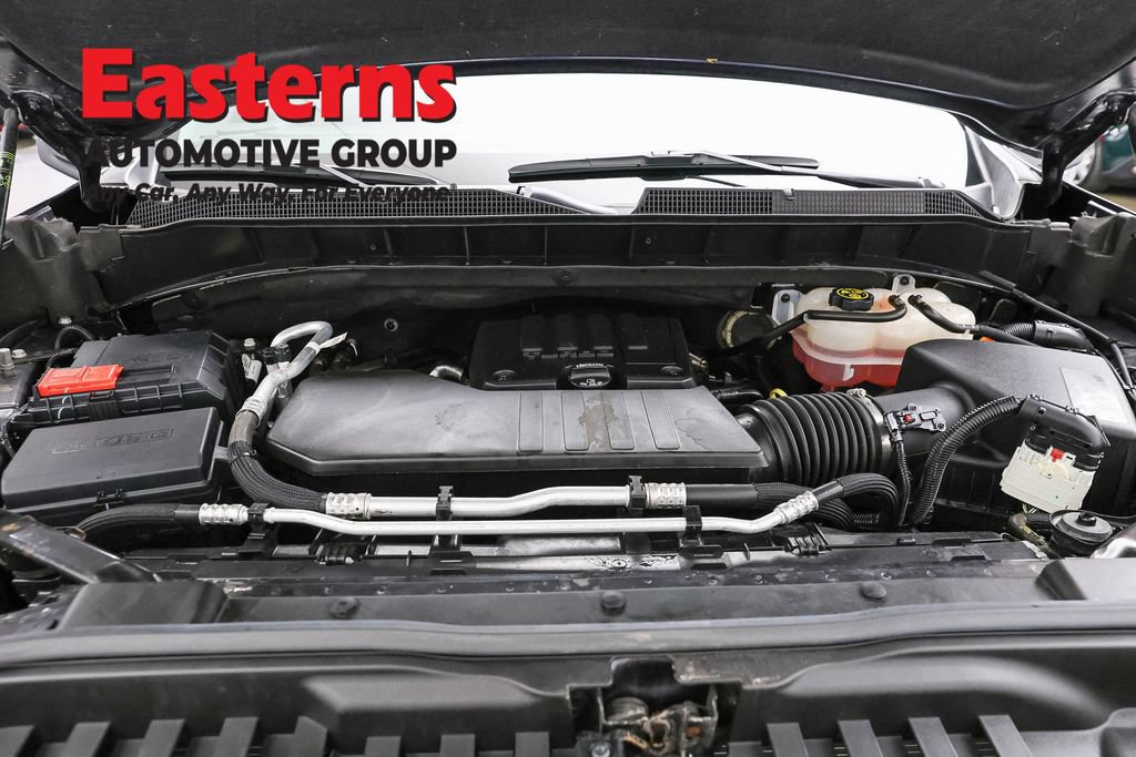 Used 2023 Chevrolet Silverado 1500 LT AWD/4WD image 7