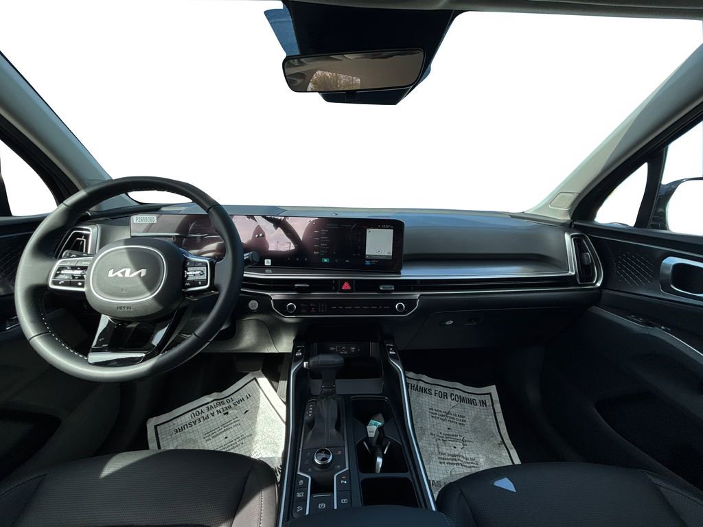 New 2025 Kia Sorento S image 9