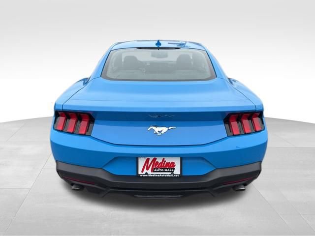 Used 2024 Ford Mustang Coupe image 6