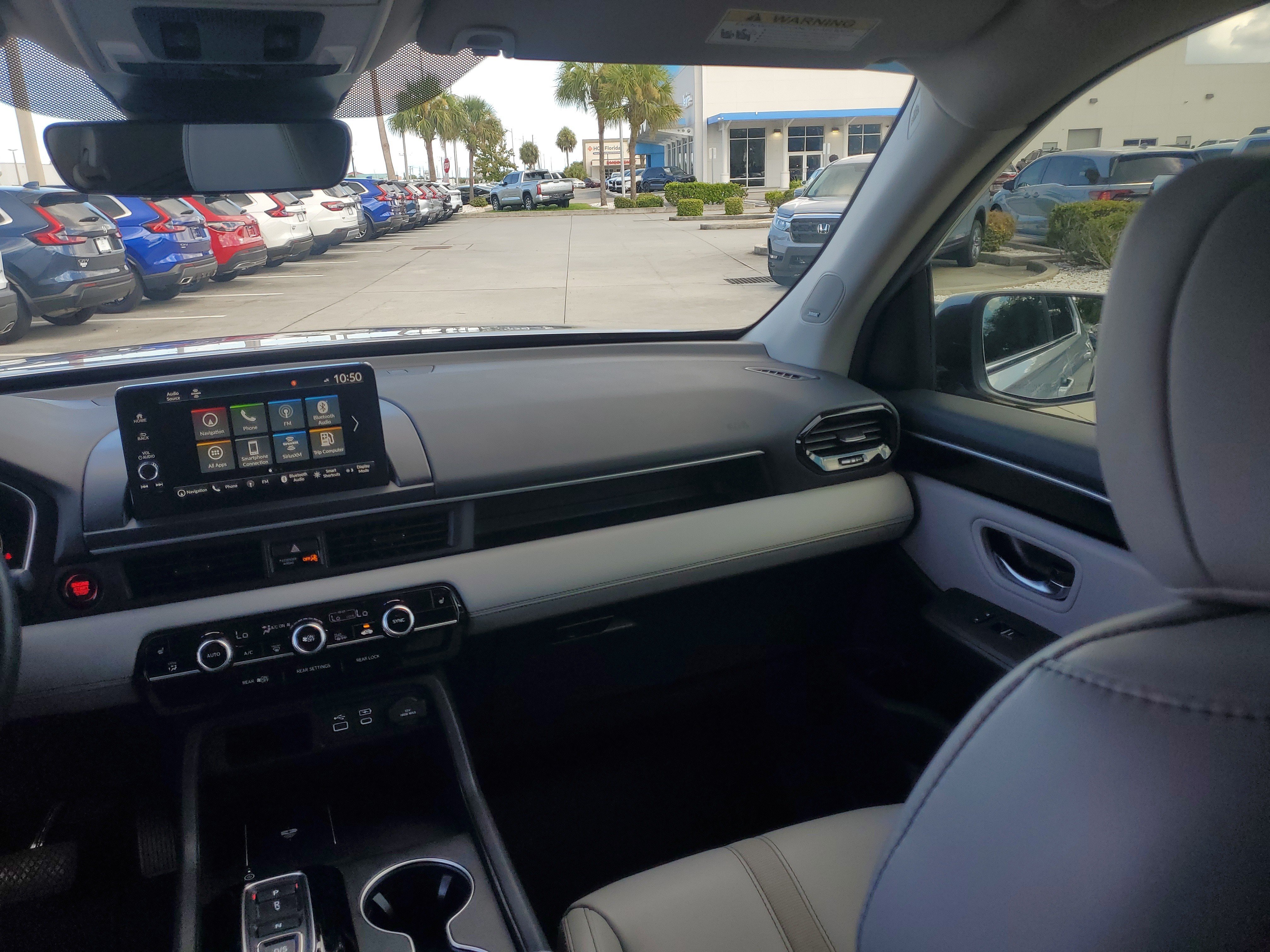 Used 2024 Honda Pilot Touring image 20