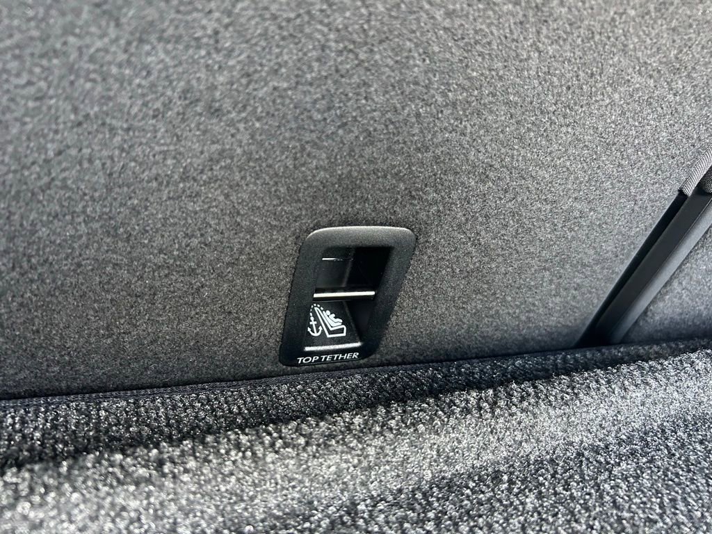 New 2026 Volkswagen Atlas Cross Sport SEL R-Line image 43