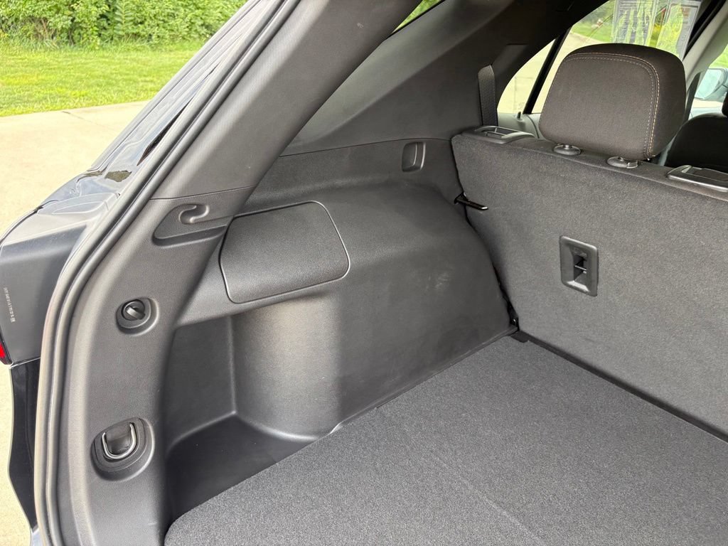 Used 2024 Chevrolet Equinox LT FWD image 46
