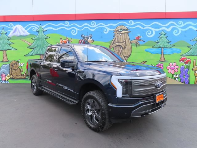 Used 2022 Ford F150 Lightning Lariat AWD/4WD image 38