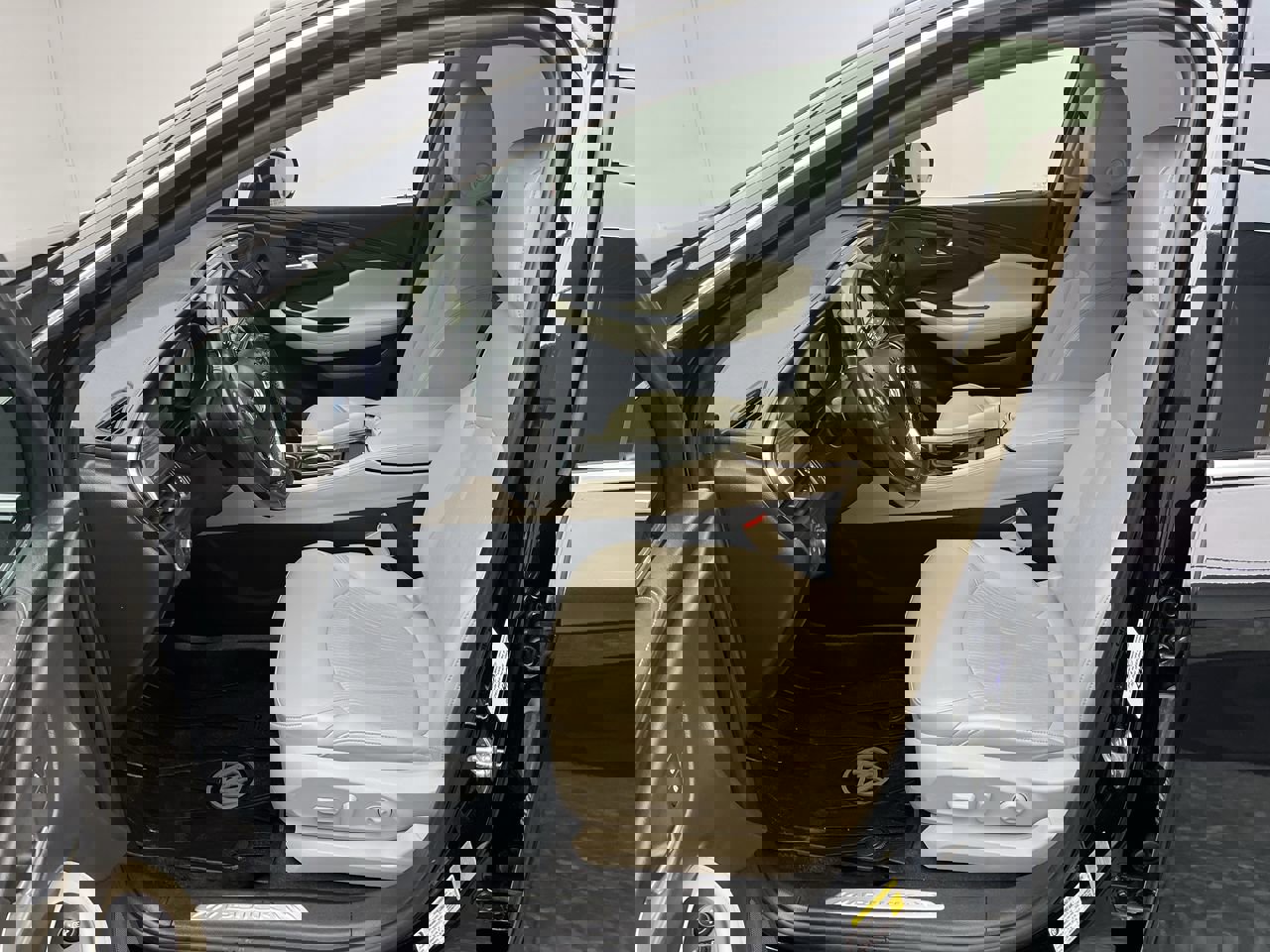 Used 2019 Buick Envision Preferred image 9