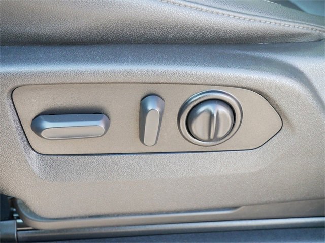 Used 2022 Chevrolet Silverado 1500 LTZ w/ LTZ Premium Package image 13