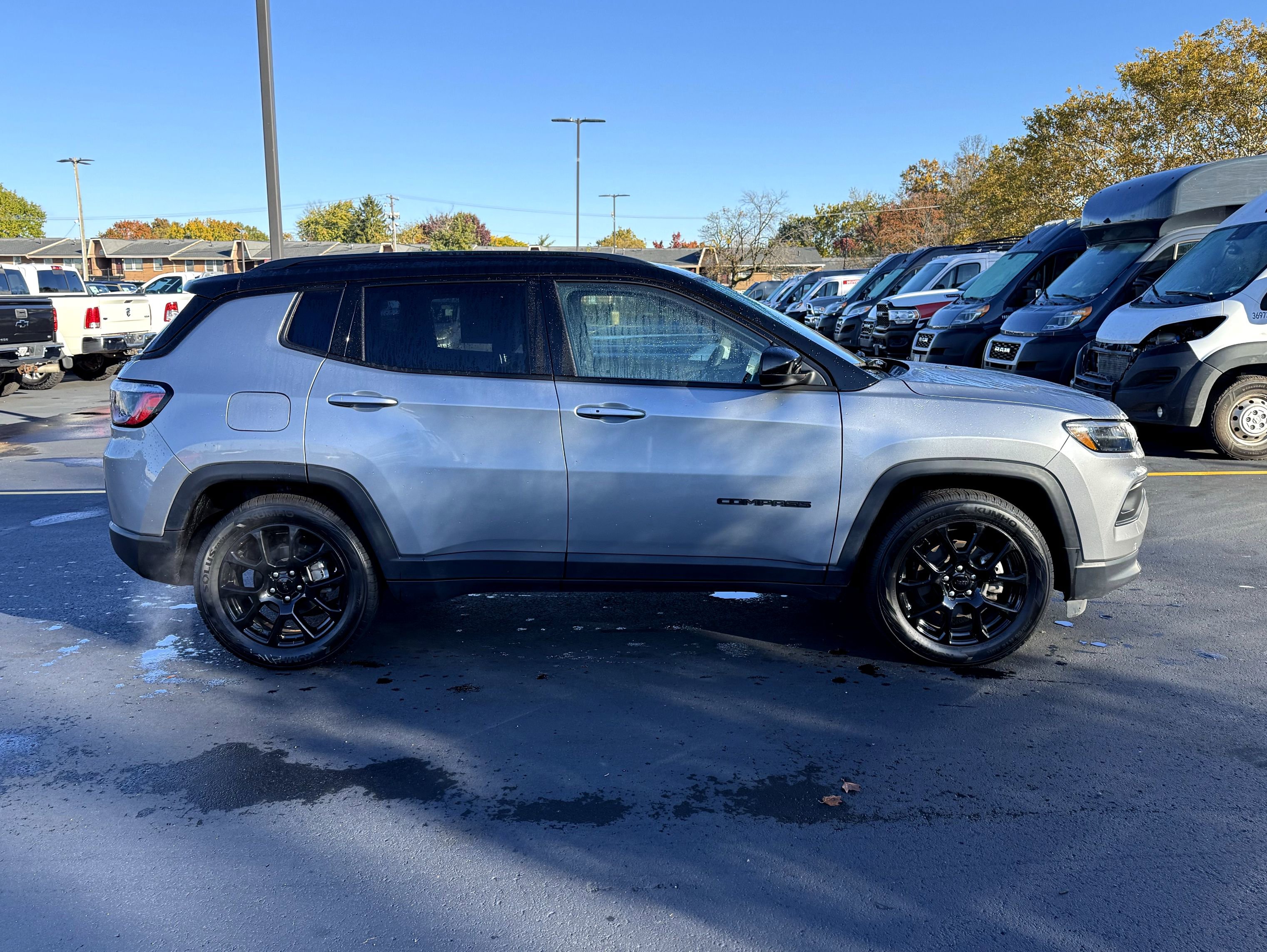 Used 2022 Jeep Compass Altitude image 9