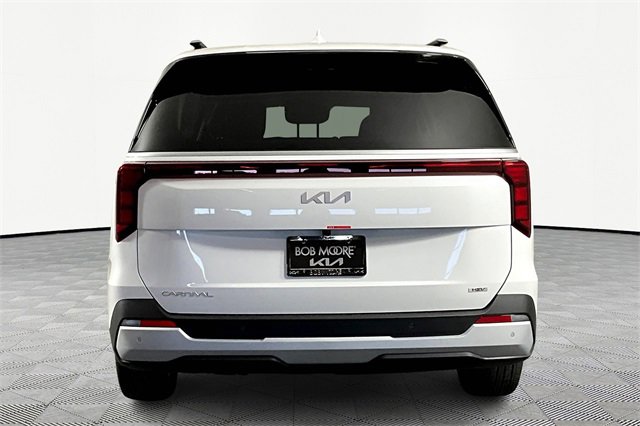 New 2026 Kia Carnival EX image 5