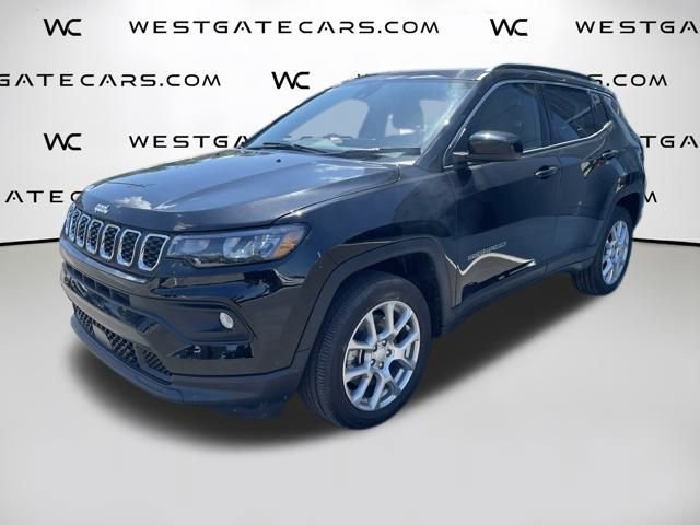 New 2024 Jeep Compass Latitude w/ Sun and Sound Group image 1