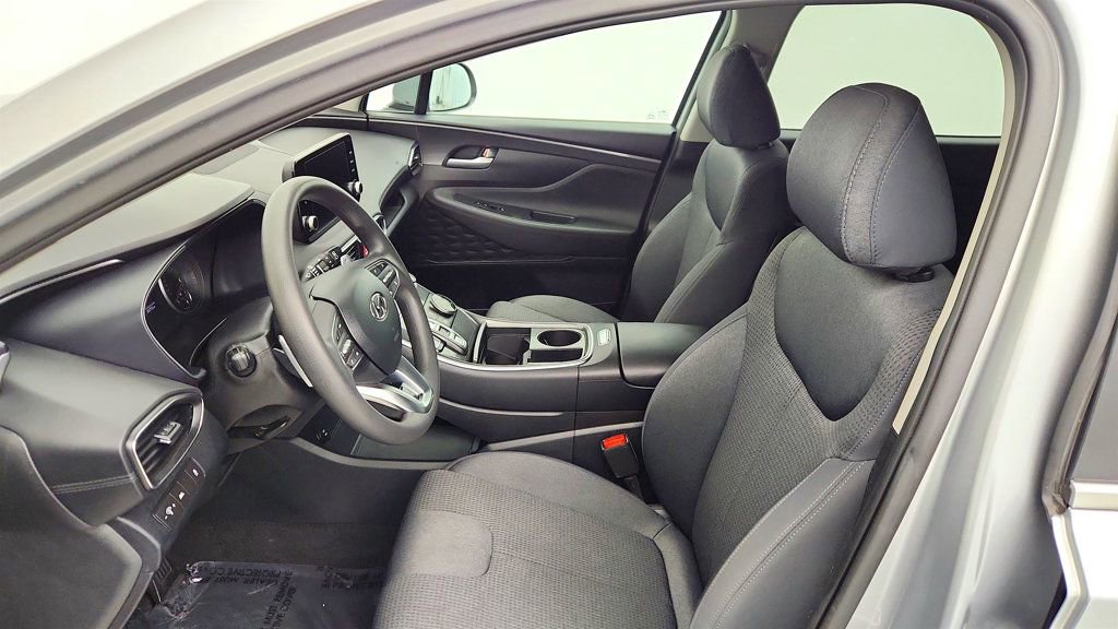 Used 2023 Hyundai Santa Fe SE image 20