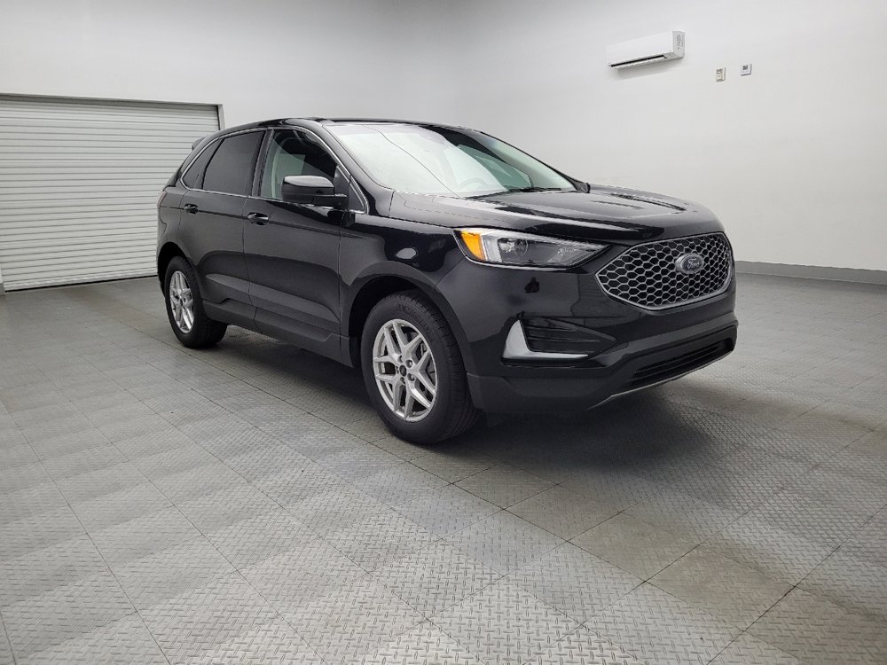 Used 2024 Ford Edge SEL image 13