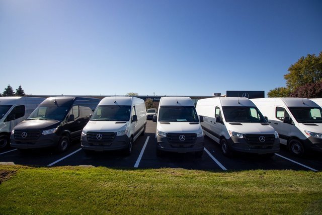 Used 2024 Mercedes-Benz Sprinter 2500 image 15