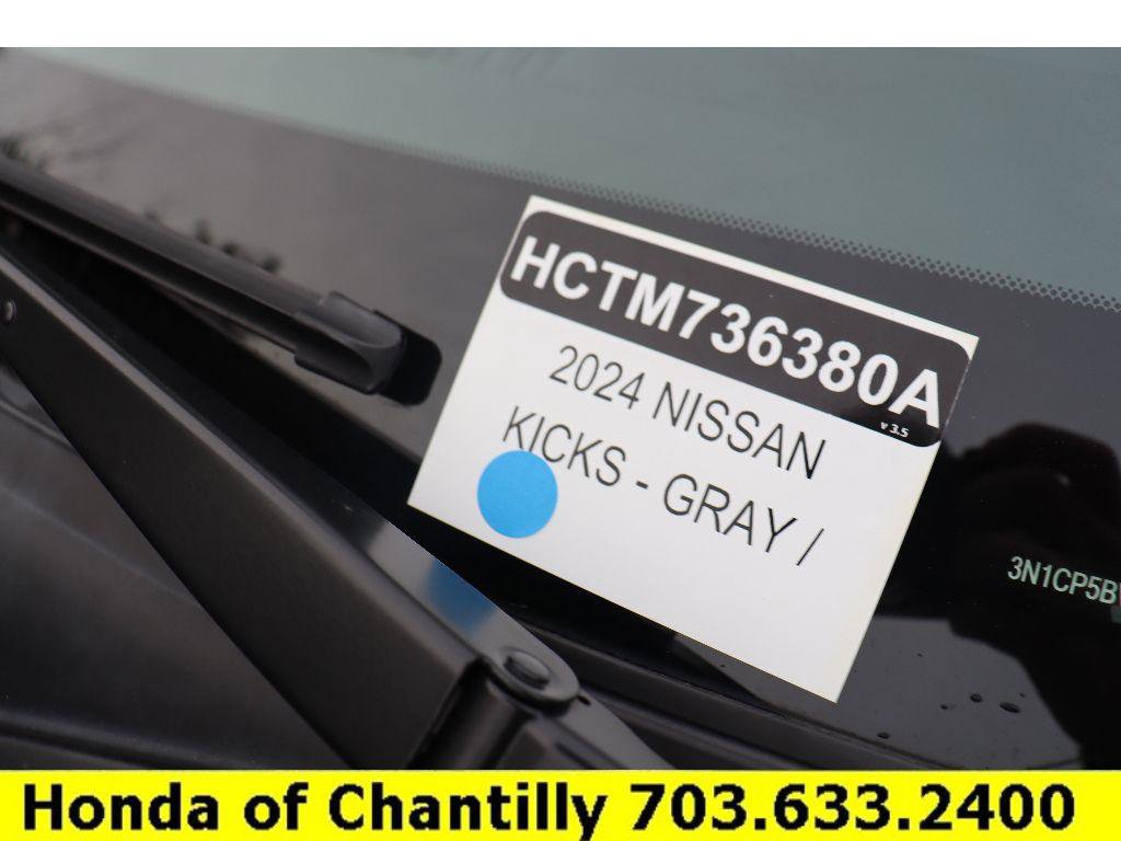 Used 2024 Nissan Kicks S image 33