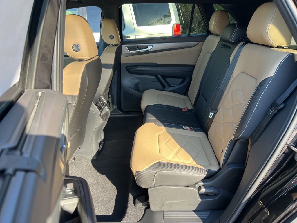 New 2026 Volkswagen Atlas Cross Sport SE image 24