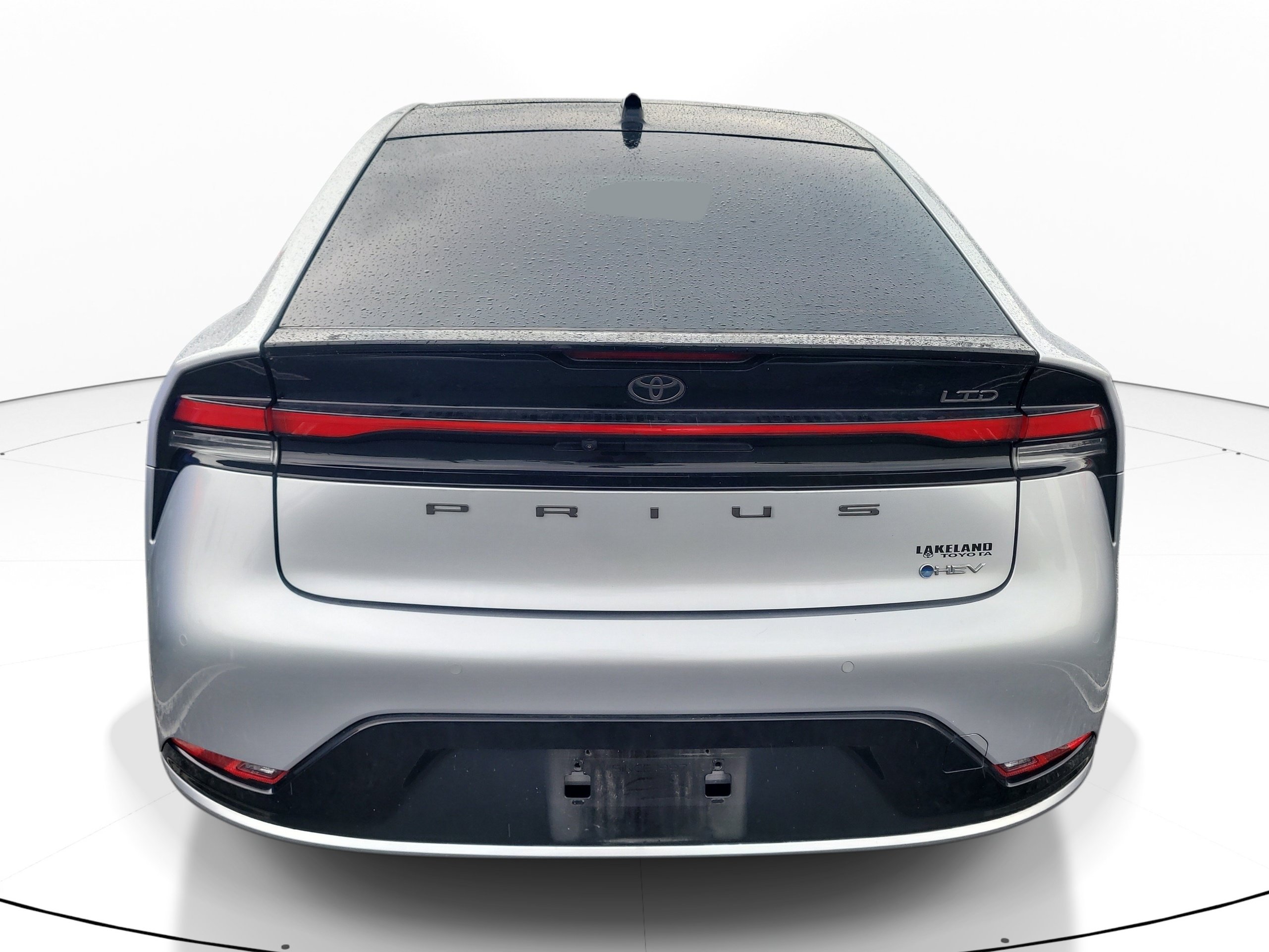 Used 2023 Toyota Prius Limited FWD image 6
