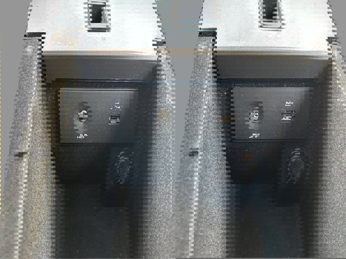 Used 2019 Ford Taurus SEL AWD/4WD image 41