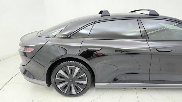 Used 2024 Lucid Air Pure RWD image 34