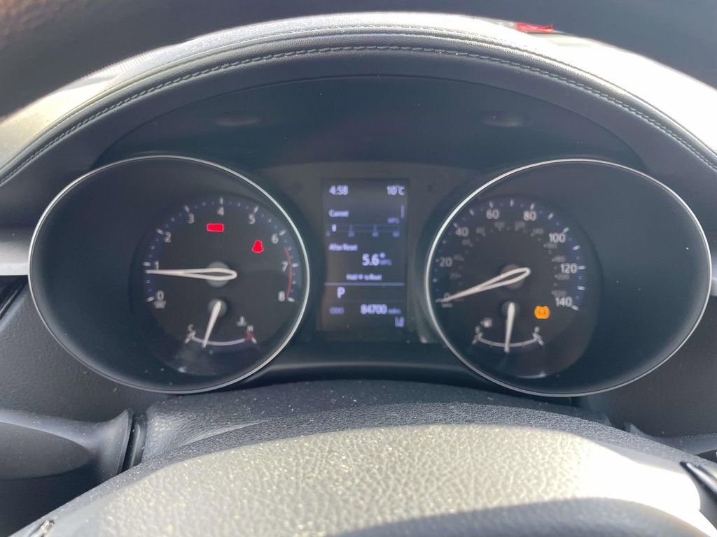 Used 2021 Toyota C-HR LE image 33