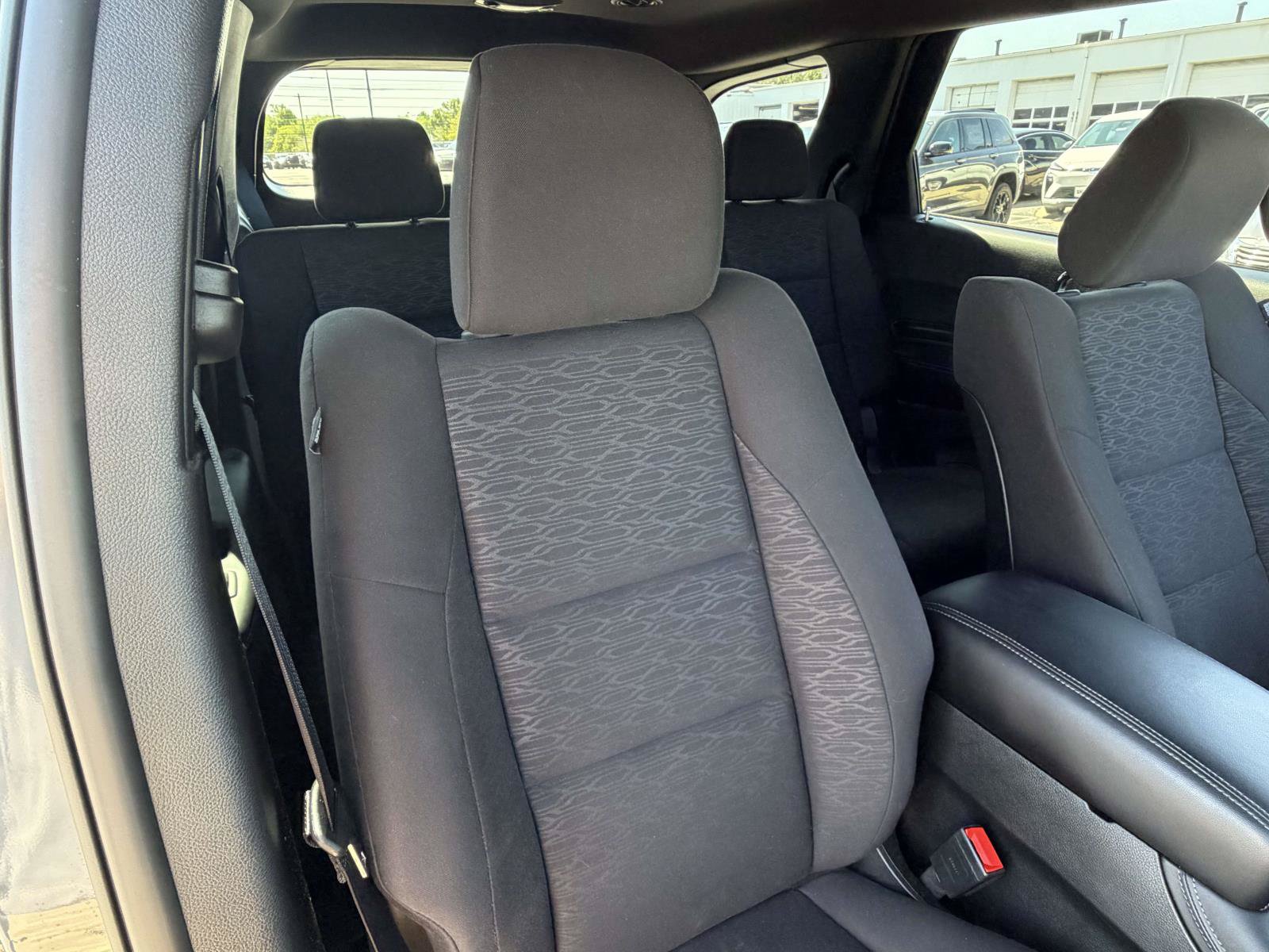 Used 2024 Dodge Durango SXT w/ SXT Blacktop Group AWD/4WD image 33