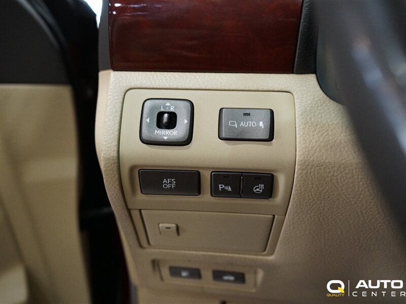Used 2007 Lexus LS 460 RWD image 25