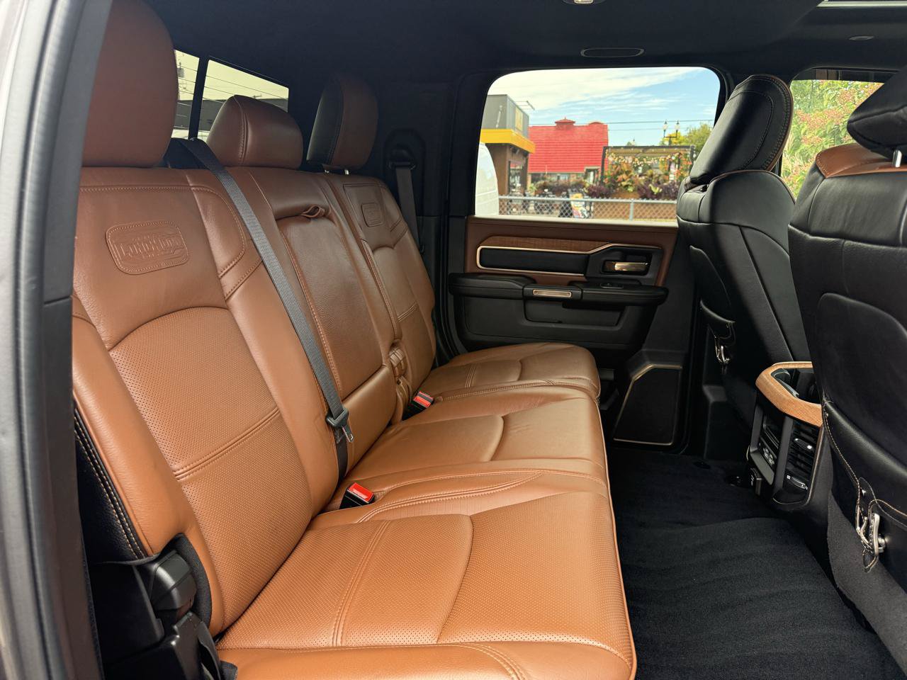 Used 2022 RAM 3500 Limited AWD/4WD image 11