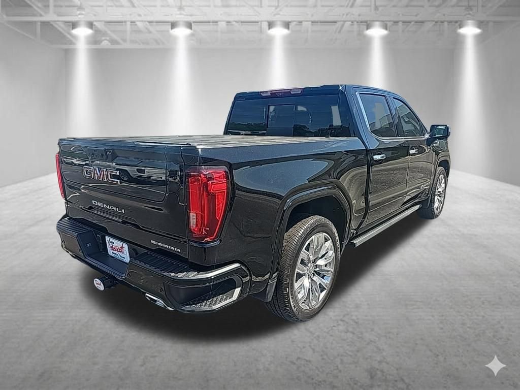 Used 2023 GMC Sierra 1500 Denali w/ Denali Reserve Package AWD/4WD image 3