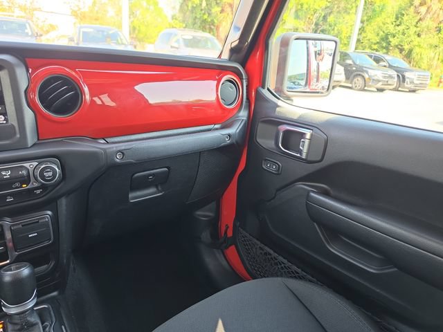 Used 2023 Jeep Gladiator Sport AWD/4WD image 9