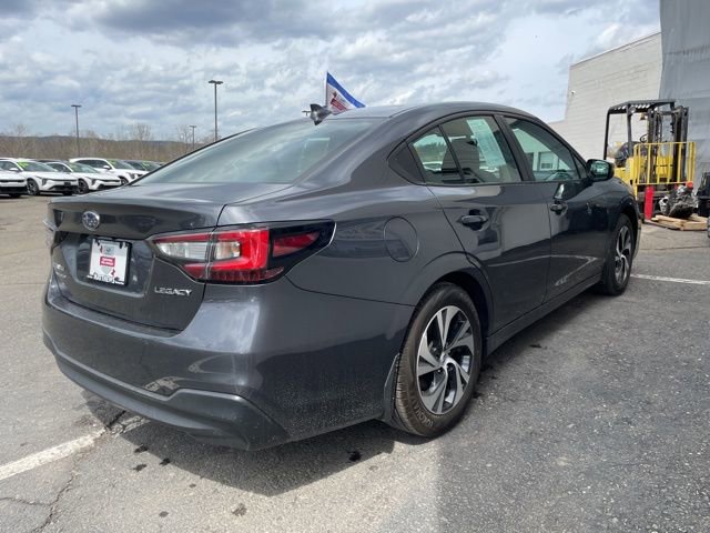 Used 2025 Subaru Legacy Premium image 5