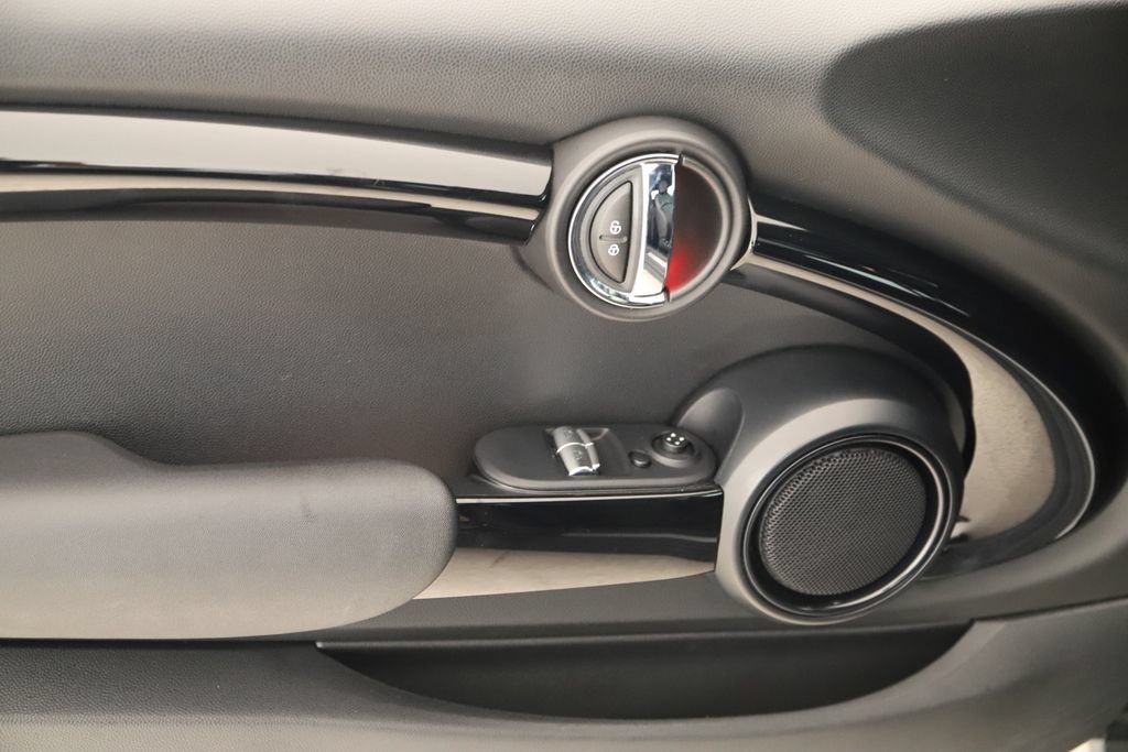 Used 2019 MINI Cooper S FWD image 19