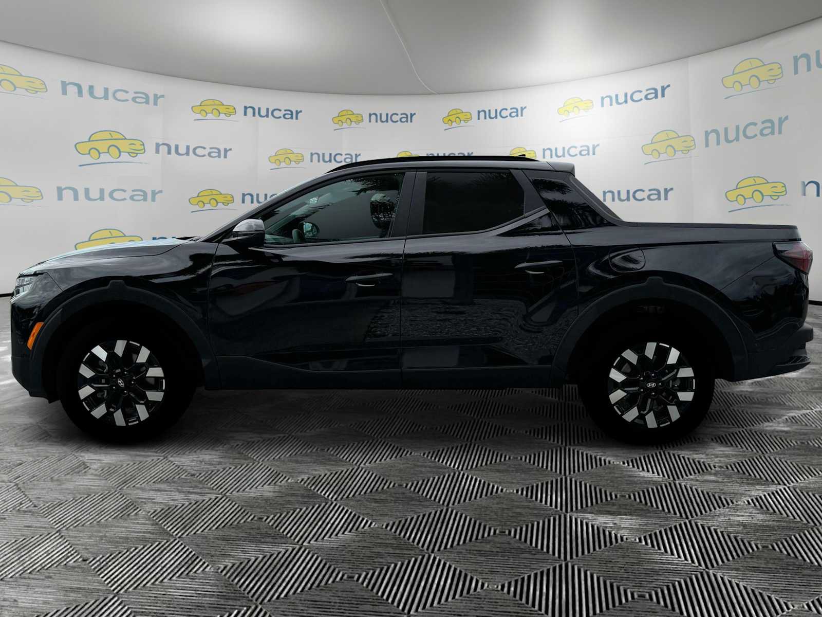 Certified 2025 Hyundai Santa Cruz SEL image 4