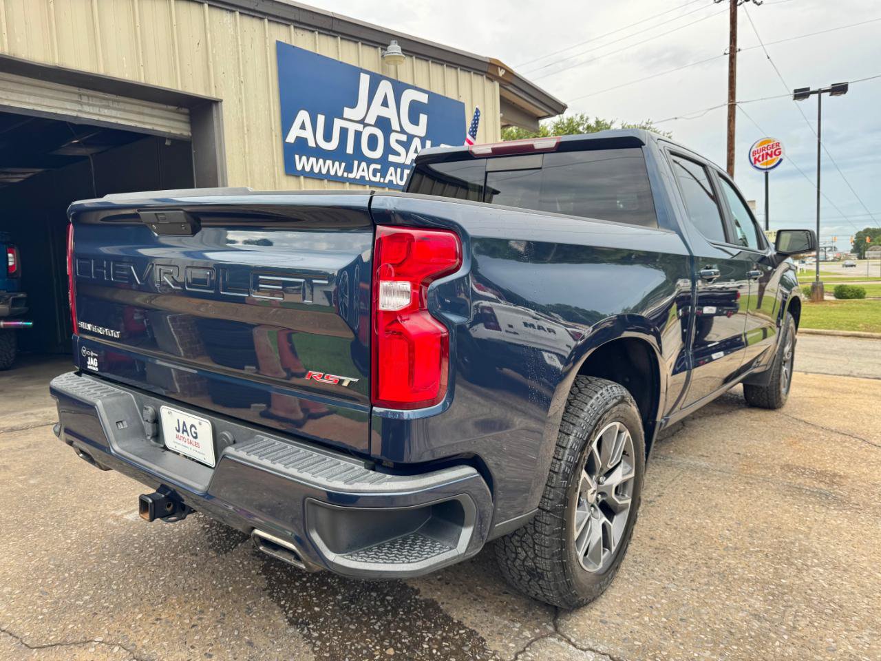 Used 2019 Chevrolet Silverado 1500 RST AWD/4WD image 8