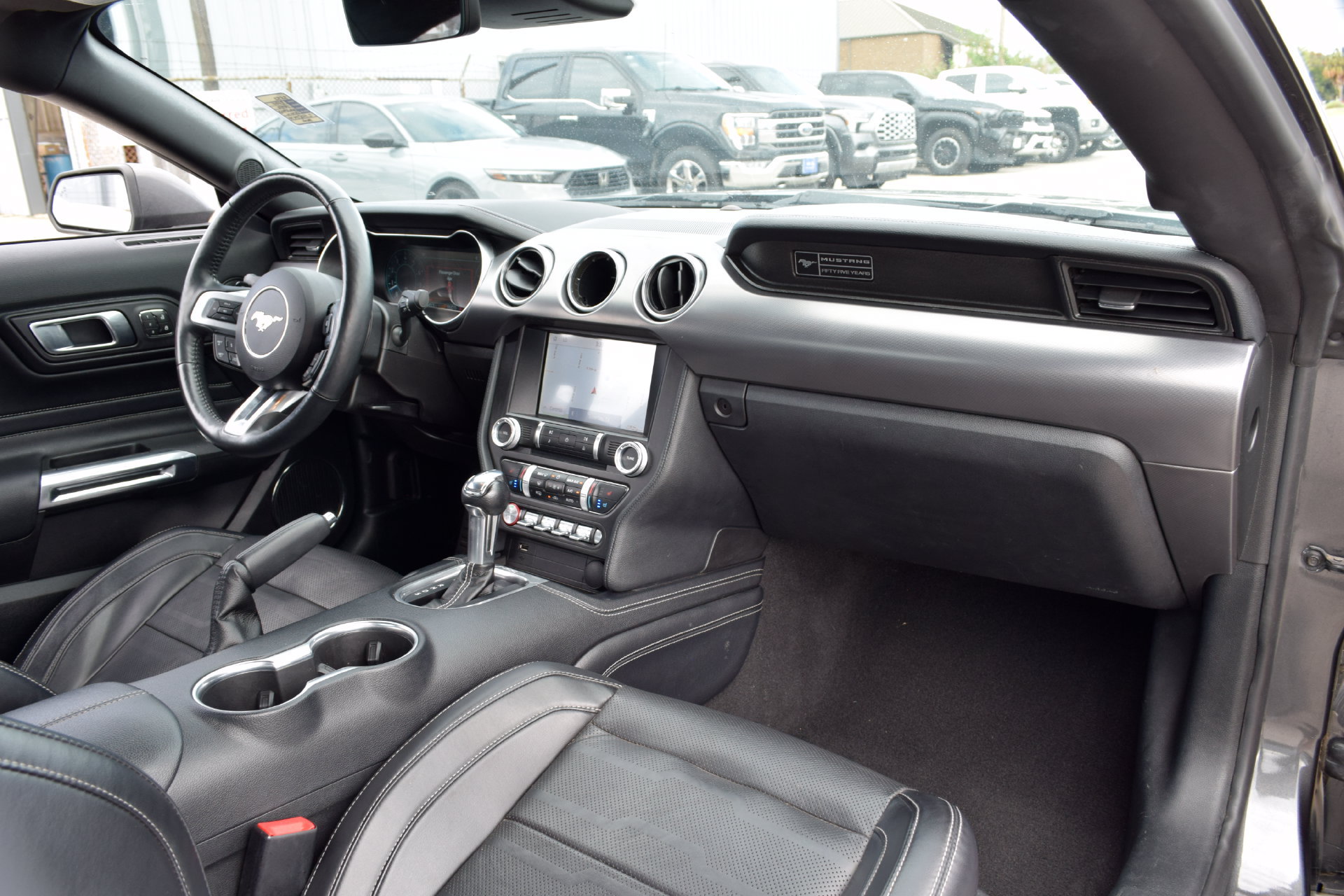 Used 2020 Ford Mustang GT Premium w/ Equipment Group 401A RWD image 18