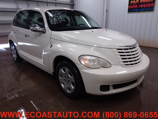 Used 2008 Chrysler PT Cruiser FWD image 1