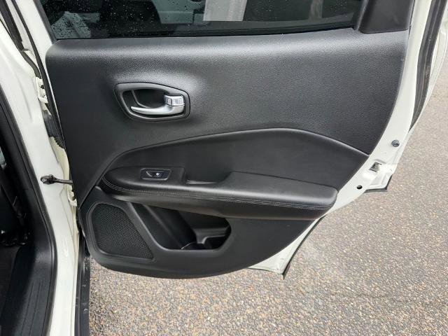 Used 2020 Jeep Compass Latitude FWD image 19