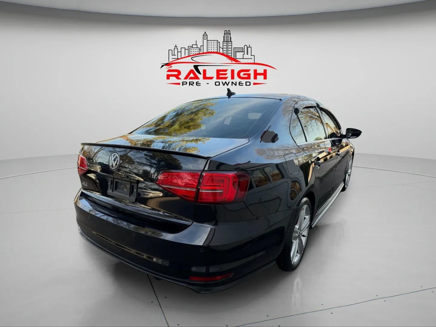 Used 2016 Volkswagen Jetta GLI SEL FWD image 5