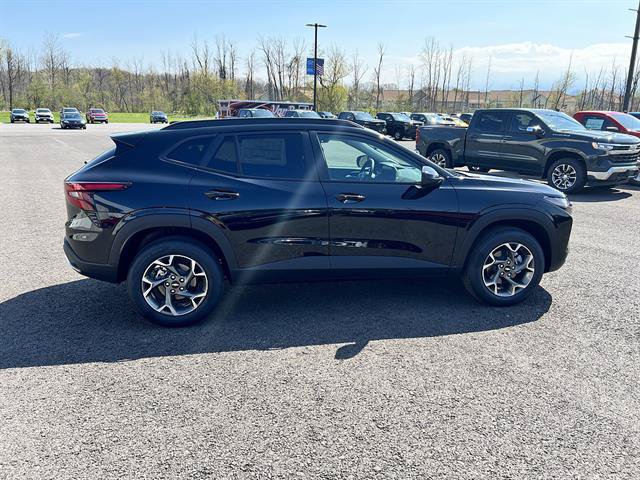 New 2026 Chevrolet Trax LT FWD image 7