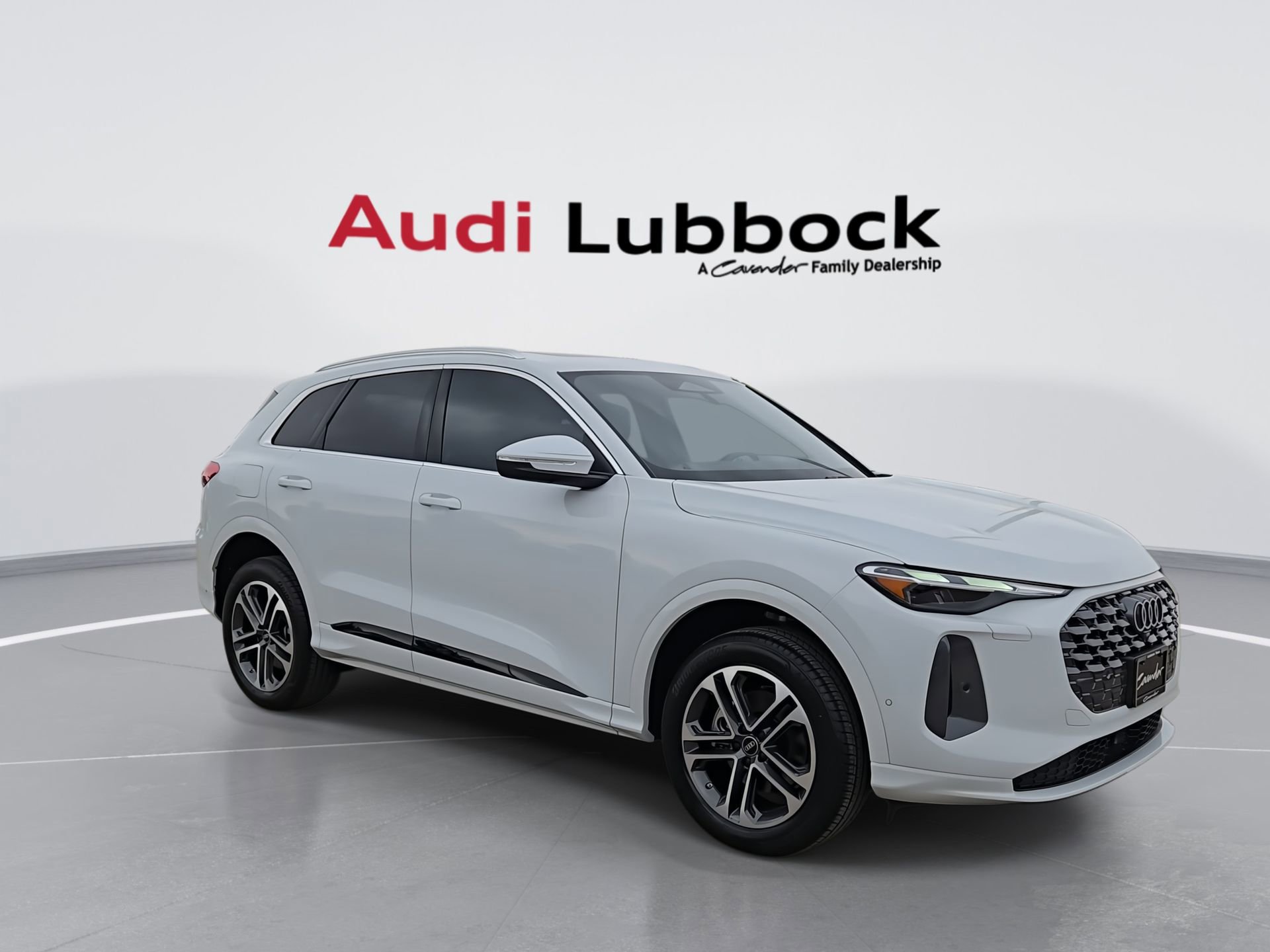 New 2026 Audi Q5 Premium AWD/4WD image 2