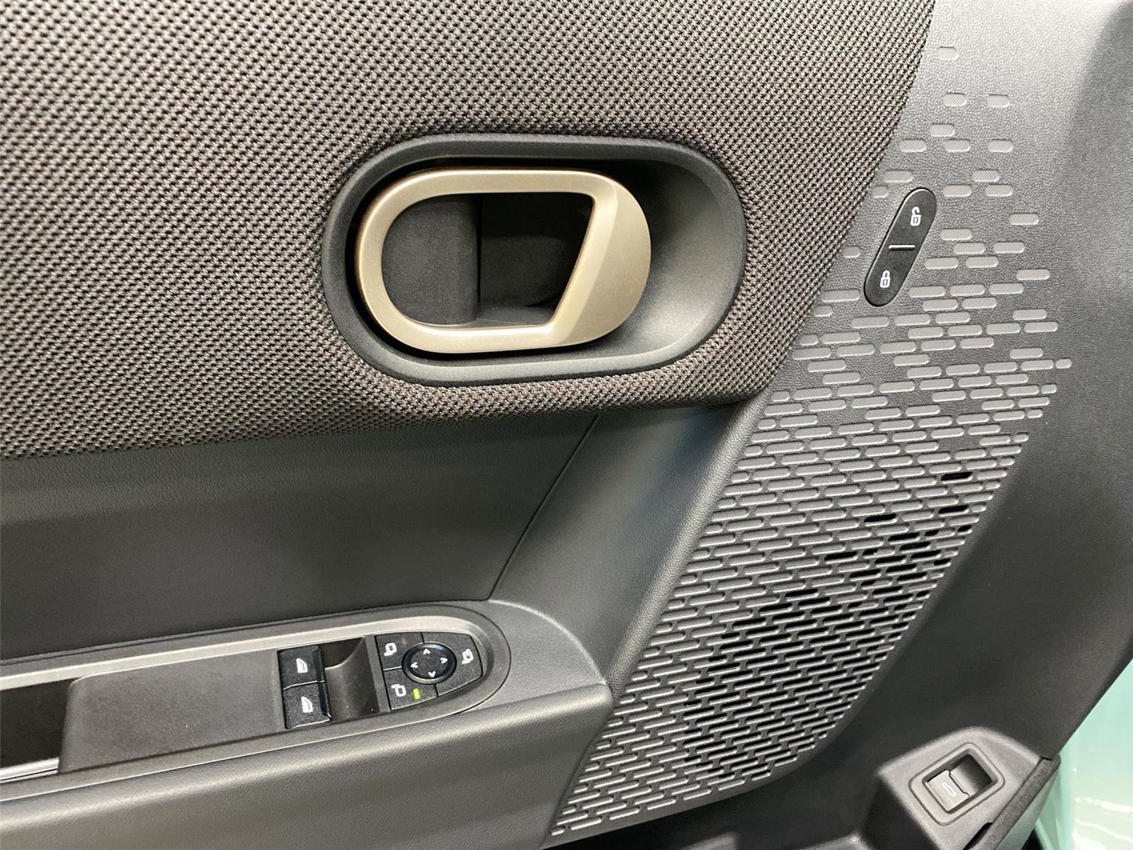 New 2026 MINI Cooper S image 19