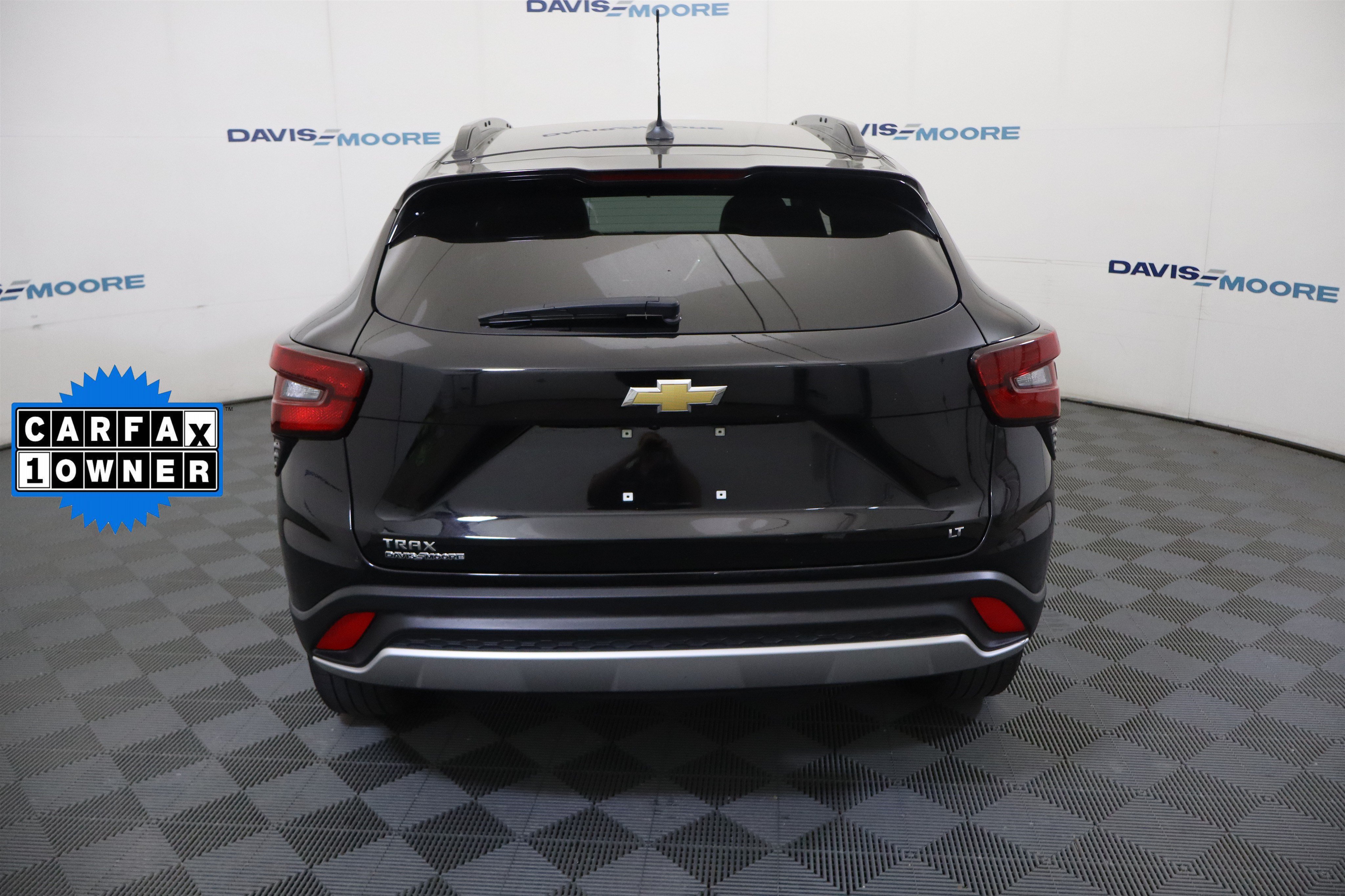 Certified 2025 Chevrolet Trax LT FWD image 8