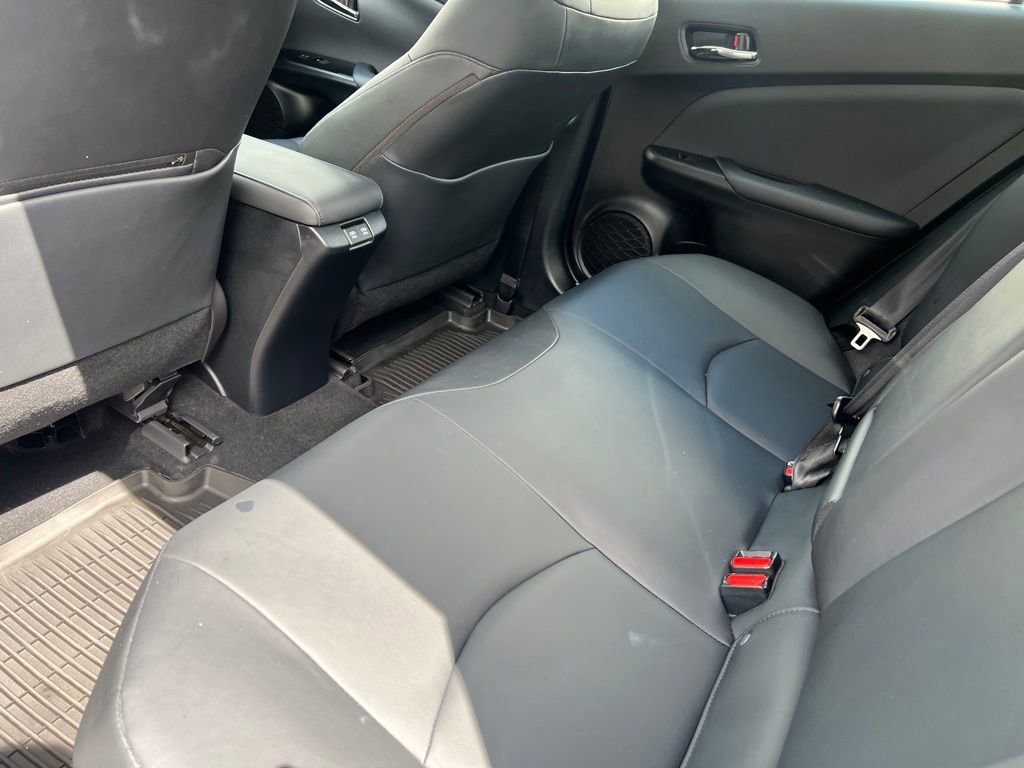 Used 2022 Toyota Prius AWD image 17