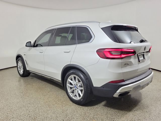 Used 2022 BMW X5 xDrive45e w/ Climate Comfort Package AWD/4WD image 7