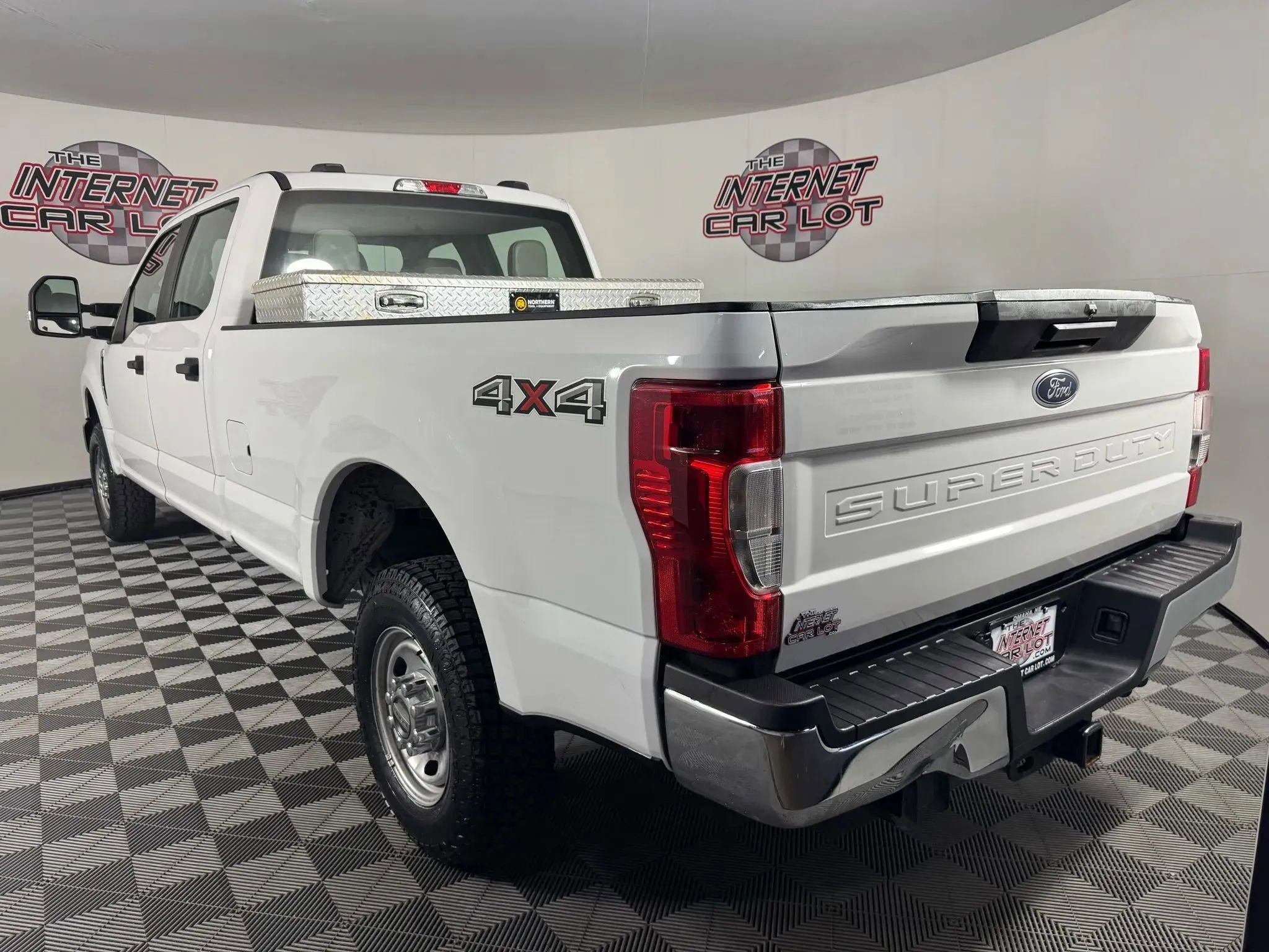 Used 2020 Ford F250 XL w/ Power Equipment Group image 4