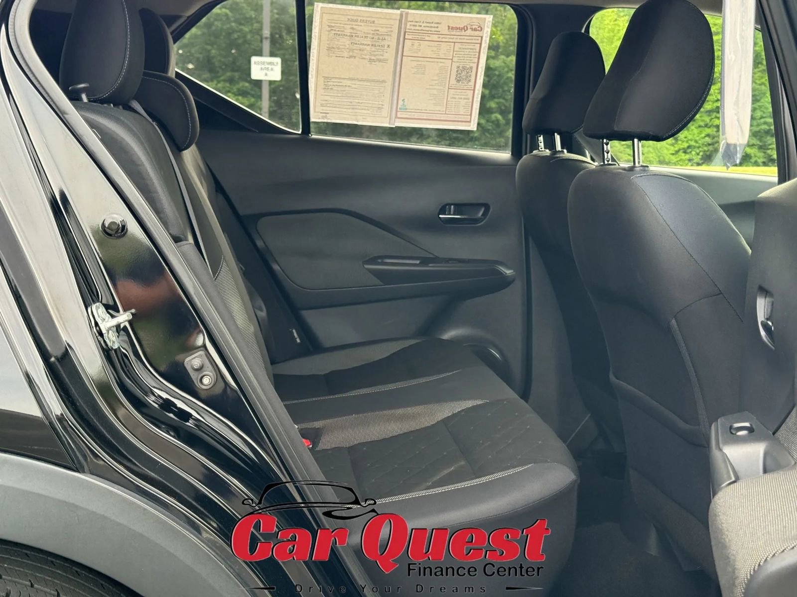 Used 2020 Nissan Kicks SV image 15