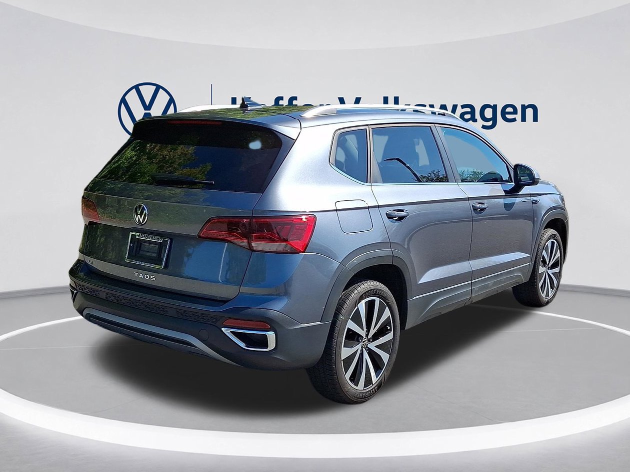 Certified 2023 Volkswagen Taos SE FWD image 6
