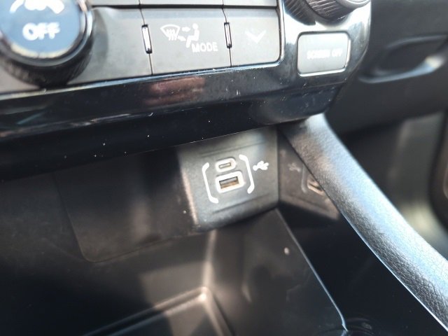 Used 2024 Jeep Compass Limited w/ High Altitude Package image 30